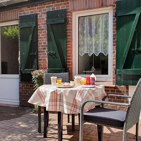 Fewo-Butze 2 Mit Terrasse Dornumersiel Esterno foto